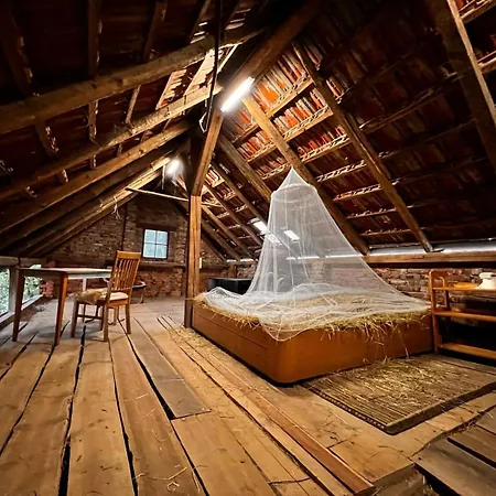 Heuhotel Farm Own Sleeping Bag Free Wifi * Hausbreitenbach