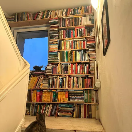 Апартаменты Heuhotel Farm Own Sleeping Bag Free Wifi Hausbreitenbach